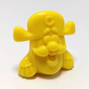 1999 Vtg. Cap'n Crunch Gogo's Crazy Bones Collectible- Yellow Power Bomber